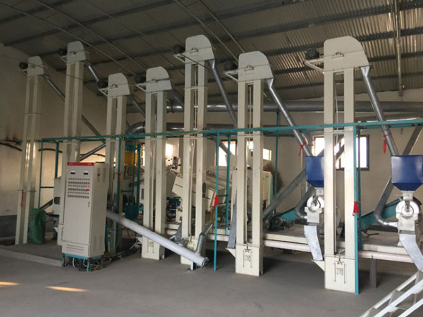<a href=http://www.k4748.cn/product/6/ target=_blank class=infotextkey>玉米深加工機(jī)械</a>