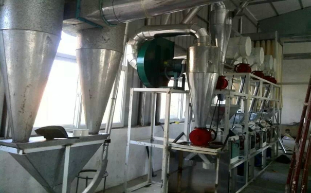 <a href=http://www.k4748.cn/product/6/ target=_blank class=infotextkey>玉米深加工機(jī)械</a>